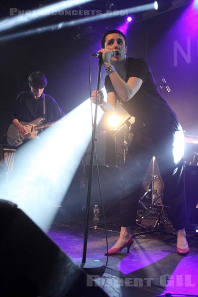 SAVAGES - 2013-02-23 - PARIS - Nouveau Casino - Camille Berthomier - Gemma Thompson